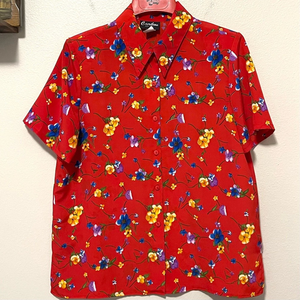 Vintage Caribou New York Floral Top - Point Collar & Full Button - Size Large